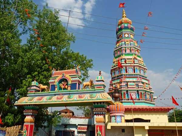 3. సంతోషి మాత ఆలయం