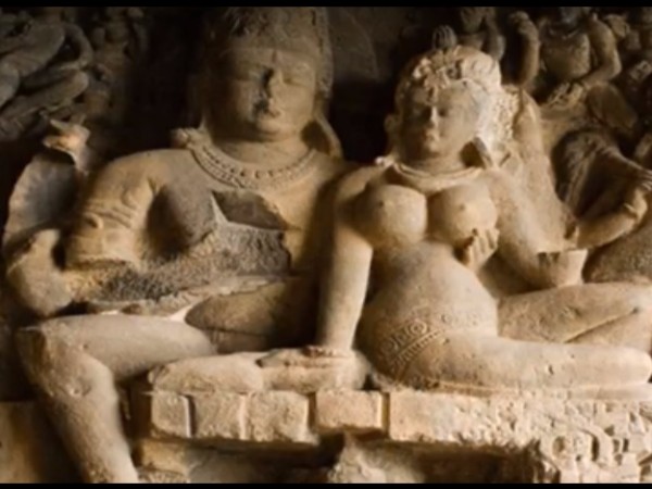 కళలకు ప్రతీక