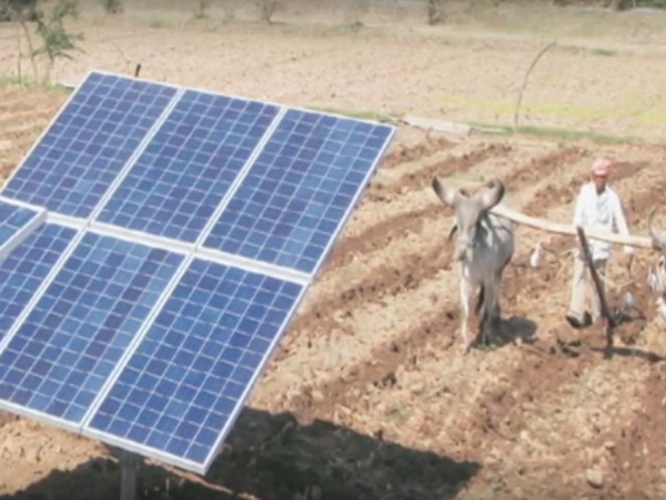 8. ఫుల్లీ సోలార్ పవర్ విలేజ్