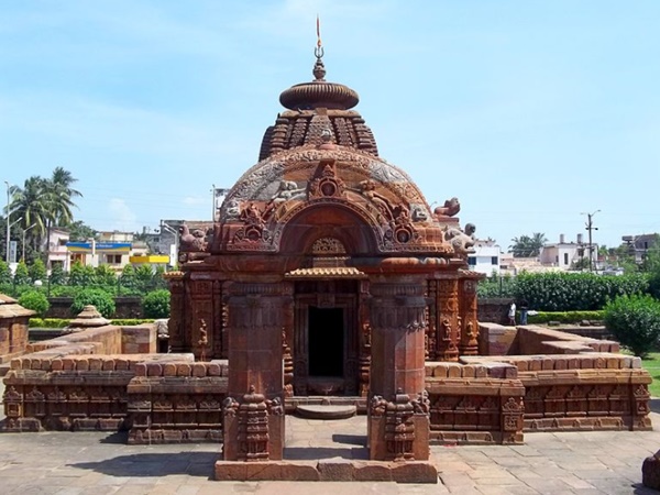 6. ముక్తేశ్వర్ దేవాలయం