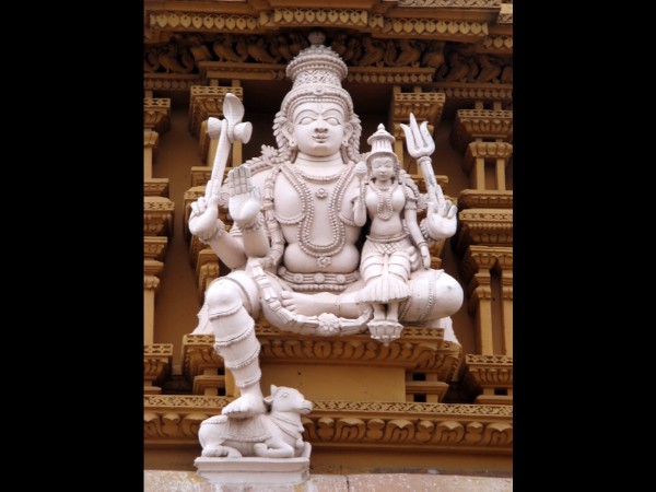 3. హకీమ్‌ నంజుండేశ్వర