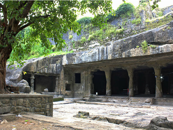 1. మండపేశ్వర్ గుహలు