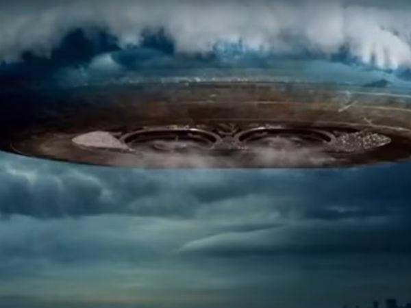 గ్రహాంతర వాసులు ఎగిరే పళ్ళాలు