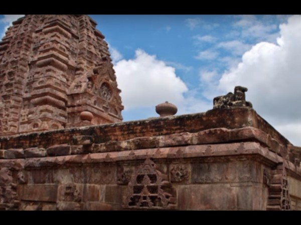 ఉపాసకురాలు