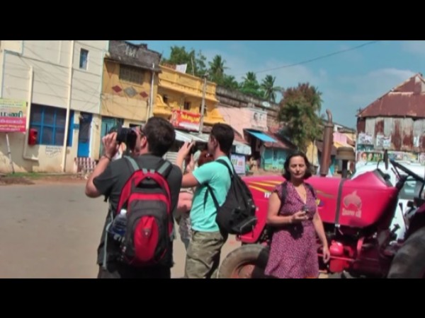 ఎలా వెళ్ళాలి