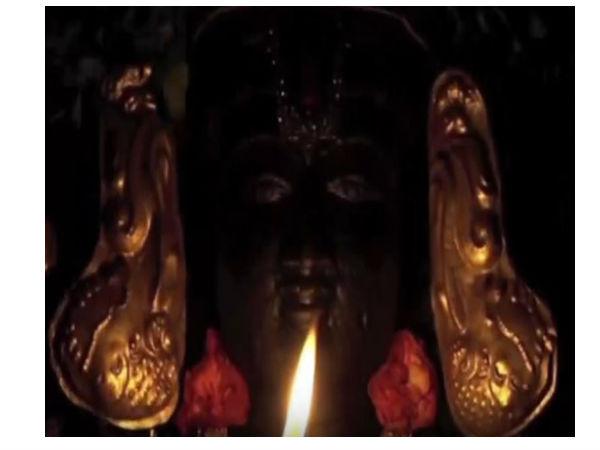 కర్పూర హారతి 