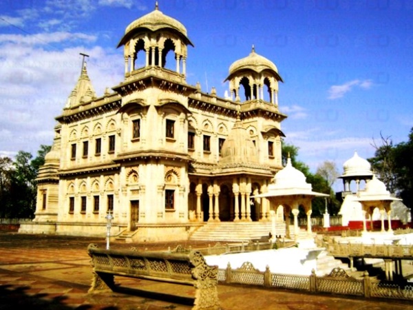  మాధవ్ విలాస్ పాలసు, శివపురి