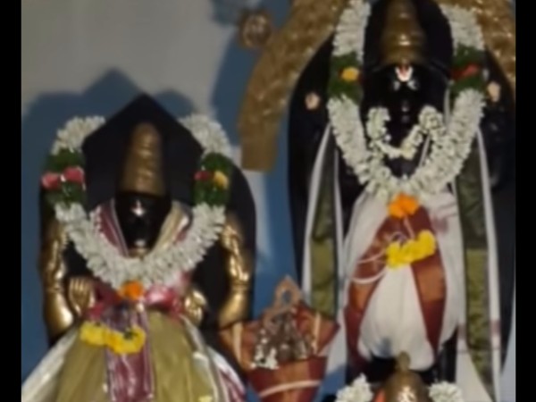  ఆ గుడిలో దళితులే అర్చకులు ! 