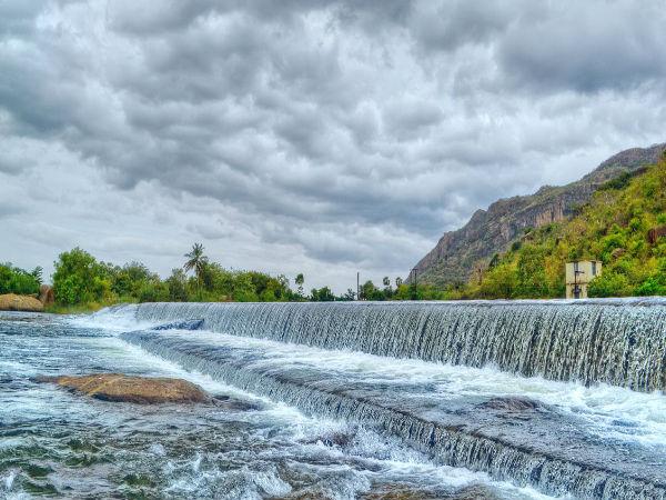 పచ్చదనంతో కూడిన అంబసముద్రం