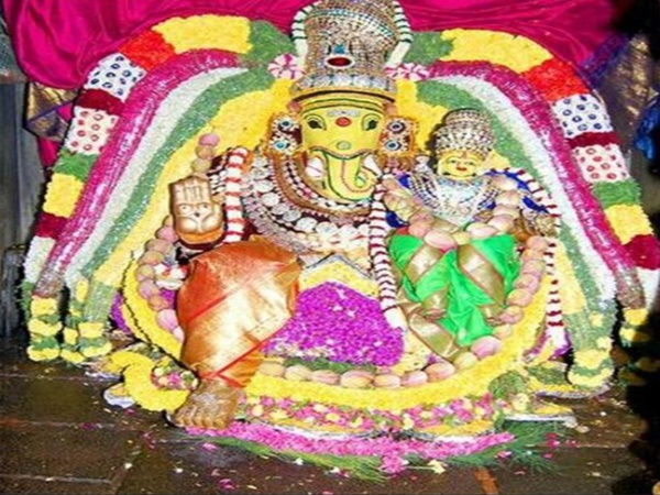 సమీపంలోని టూరిస్ట్ ప్రదేశాలు