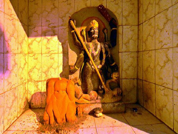 కాళికా ఆలయం 