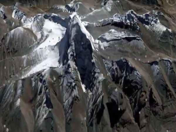 900 వందల ఏళ్లుగా.. ఈ పర్వతం ఎవరూ ఎక్కలేదు.