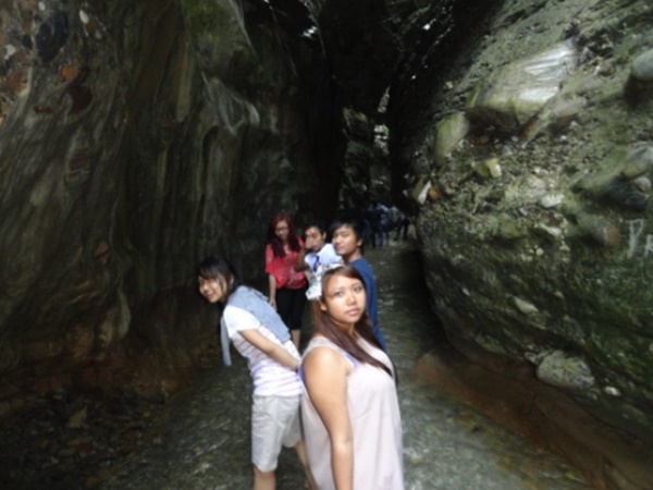 రాబర్స్ కేవ్ 