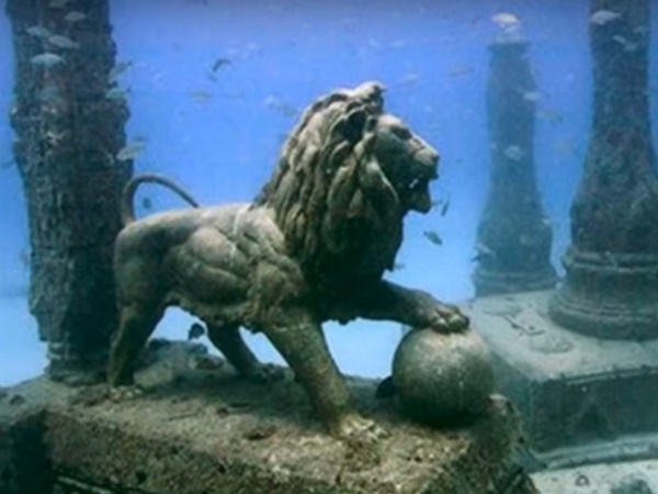 సాగర గర్భంలోని నగరం