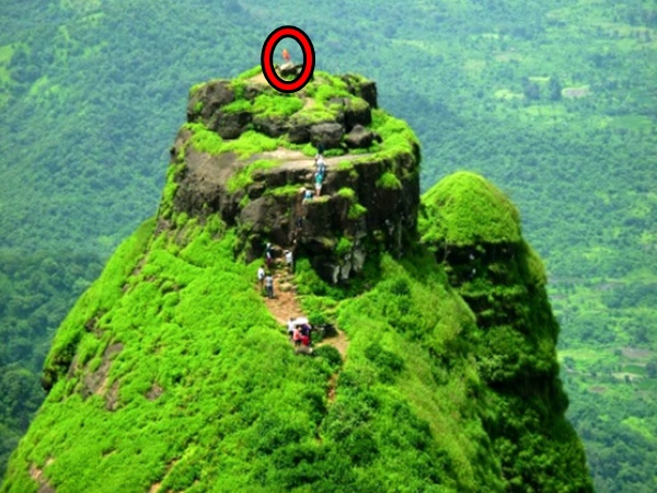 సాహసఘట్టం