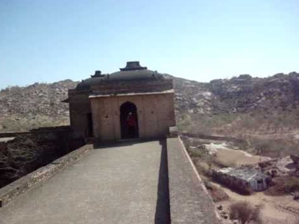 జలోర్ ఫోర్ట్