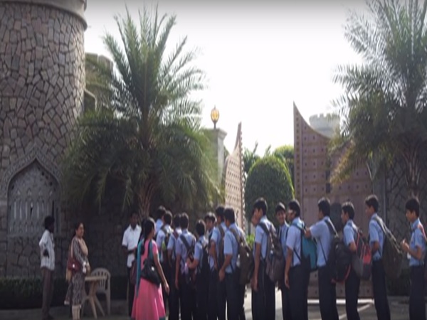 గోల్కొండ దెయ్యంతో తారామతి ప్రేమకథ 