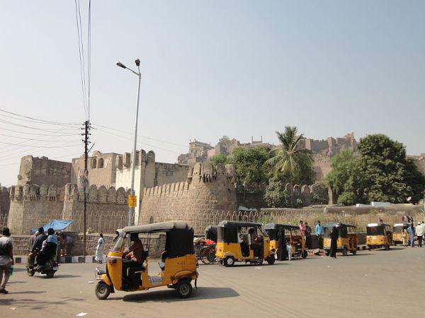 ఎలా వెళ్ళాలి?