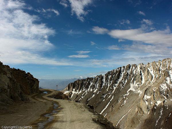 ఖార్ దుంగ్ లా పాస్