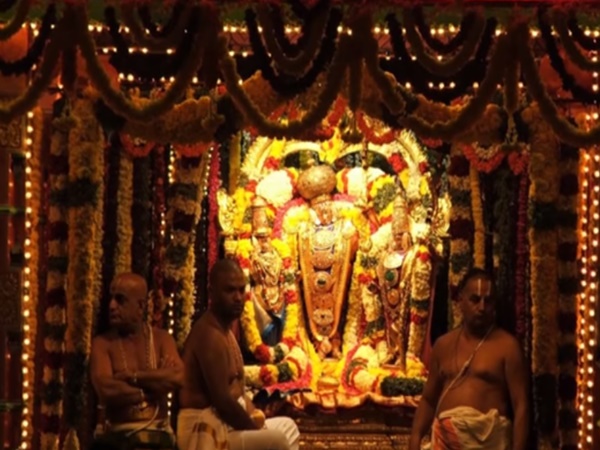 తిరుమల కొండల్లో శ్వేతద్వీపం శేషాచల కొండలనుంచి రహస్య మార్గం