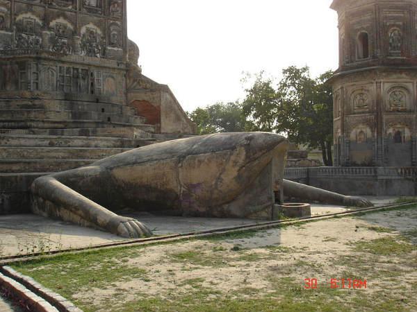 ఐశ్వర్యం మరియు సిరి-సంపదకు రాయబారి
