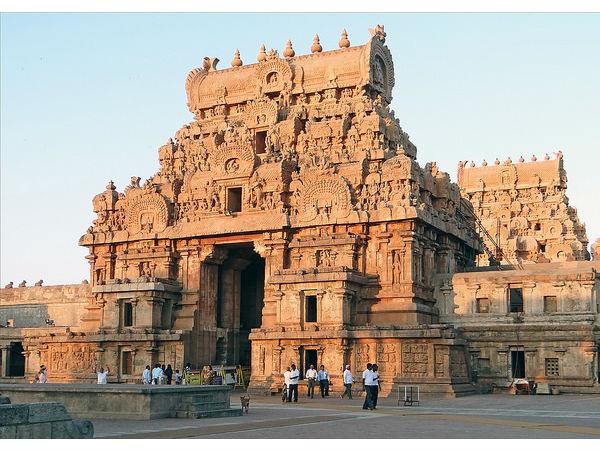 కట్టడానికి సలాం ..! 