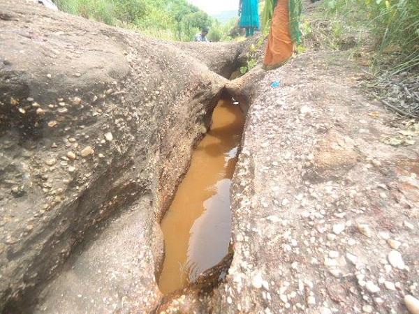 యామ కోనం