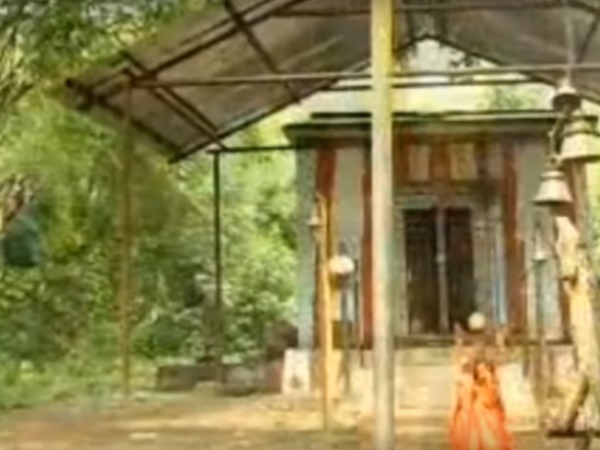 సైన్సుకే చుక్కలు చూపిస్తున్న గ్రామం !