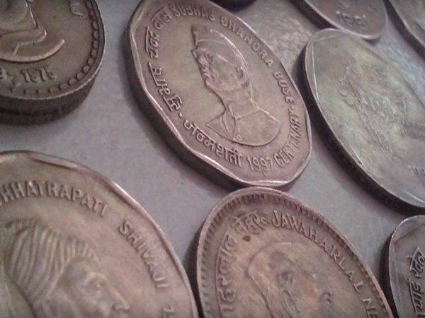 తెలుగు రాష్ట్రాల్లో బయటపడ్డ పురాతన నాణేలు ! వాటి పై ఏముందో తెలుసా !