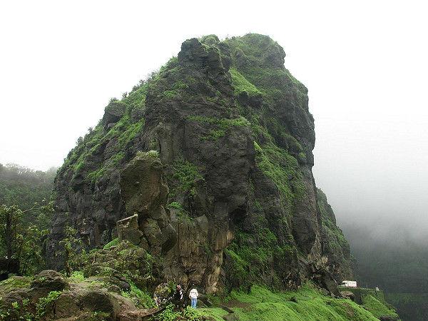 పిమ్పల్గావ్ జోగా డ్యామ్