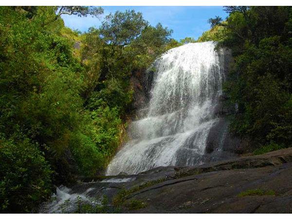 అయ్యనార్ జలపాతం