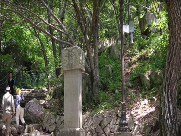 చిల్కూరికి ట్రంపు ఎఫెక్ట్ !