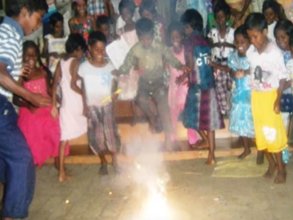 ఆ 8గ్రామాల్లో దీపావళిని ఎలా జరుపుకుంటారో తెలుసా?