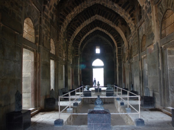 ఓరుగల్లు కోటను ఛేదించే రహస్య వ్యూహాలు !