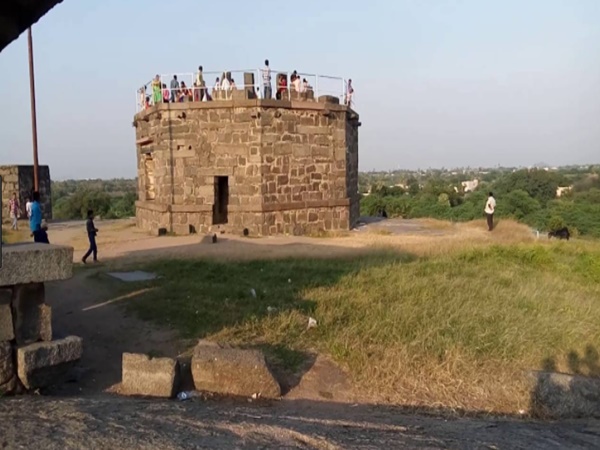 ఓరుగల్లు కోటను ఛేదించే రహస్య వ్యూహాలు !