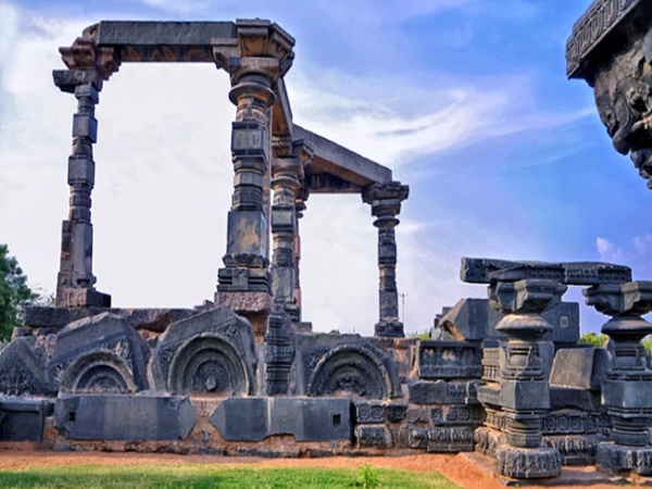 ఓరుగల్లు కోటను ఛేదించే రహస్య వ్యూహాలు !