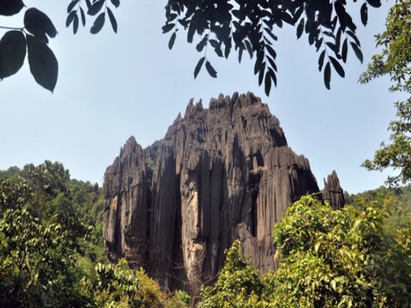 గుహ లో దాగిన కైలాసం - శివుని మహాద్బుతం