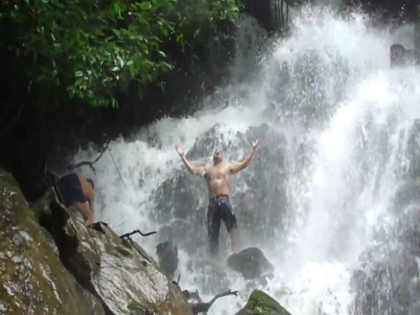 గుహ లో దాగిన కైలాసం - శివుని మహాద్బుతం