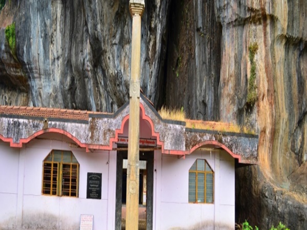 గుహ లో దాగిన కైలాసం - శివుని మహాద్బుతం