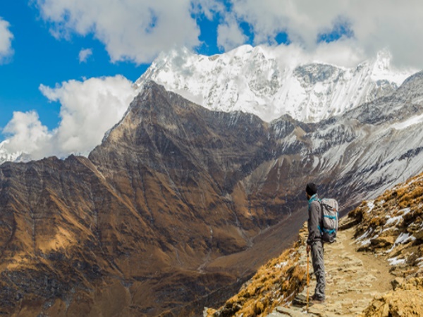 తవ్వుతుంటే బయటకొస్తున్న అస్థిపంజరాలు ! వాటి వెనుక రహస్యం !