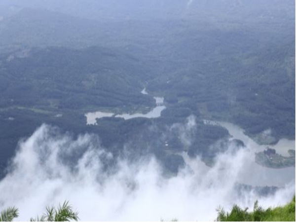  కేసుల నుంచి బయటపడేసే ‘జడ్జి అంకుల్’ గుడి