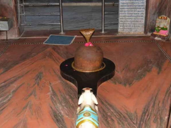 అచలేశ్వర మహదేవ్ దేవాలయం