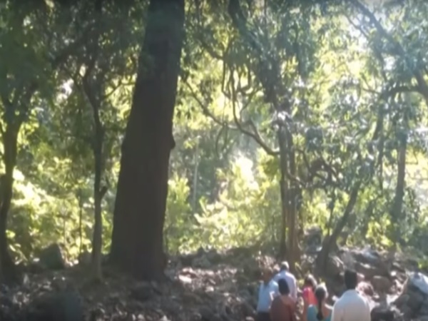 ఆ తల్లి నుదుటన బొట్టుపెట్టి మొక్కుకుంటే కోరిన కోరికలు తీరుతాయట!!