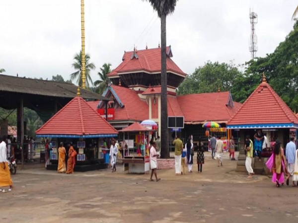 మగవారు ఈ 5 గుళ్ళలోకి అడుగుపెడితే ఏమవుతుందంటే..