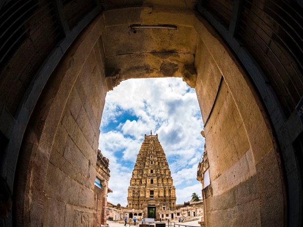 ఫోటోగ్రఫీకి జన్మస్థలమైన శివాలయం..! 