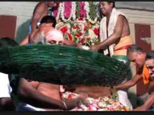 ఈ ఆలయం వివాహం మరియు విడాకుల సమస్యకు పరిపూర్ణ పరిష్కారం ...