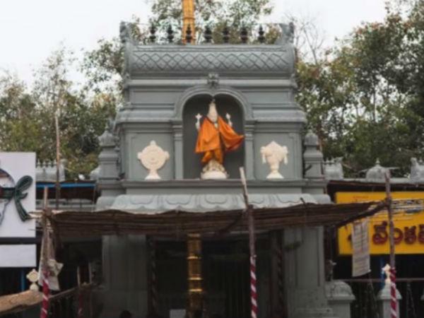 తిరుమలలో ఈ ఆకు తింటే లక్ష్మి మీ వెంటే !