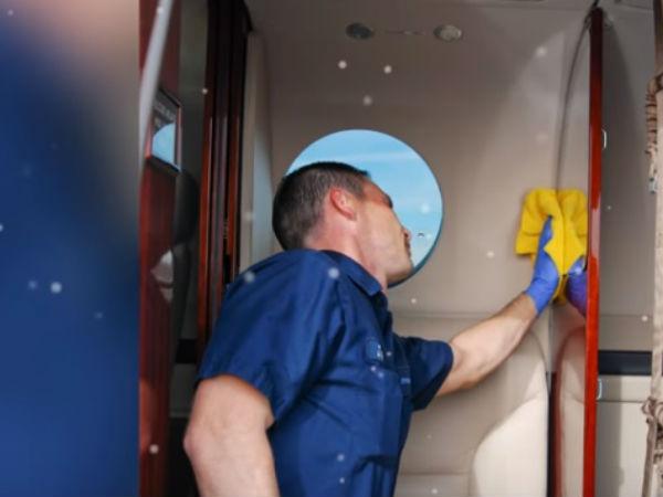 విమాన సిబ్బంది