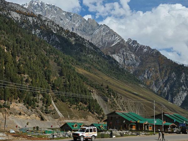 సోనామార్గ్ ఎలా చేరుకోవాలి ?