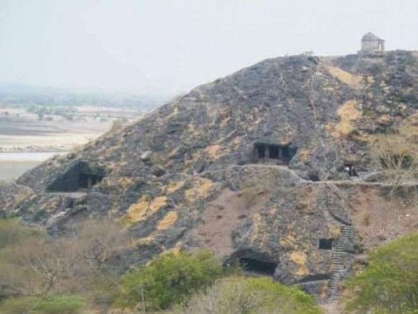 సనా గుహలు, సోమనాథ్